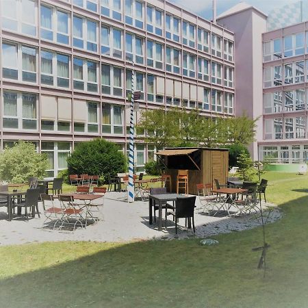 Styles Hotel Muenchen Messe Ngoại thất bức ảnh