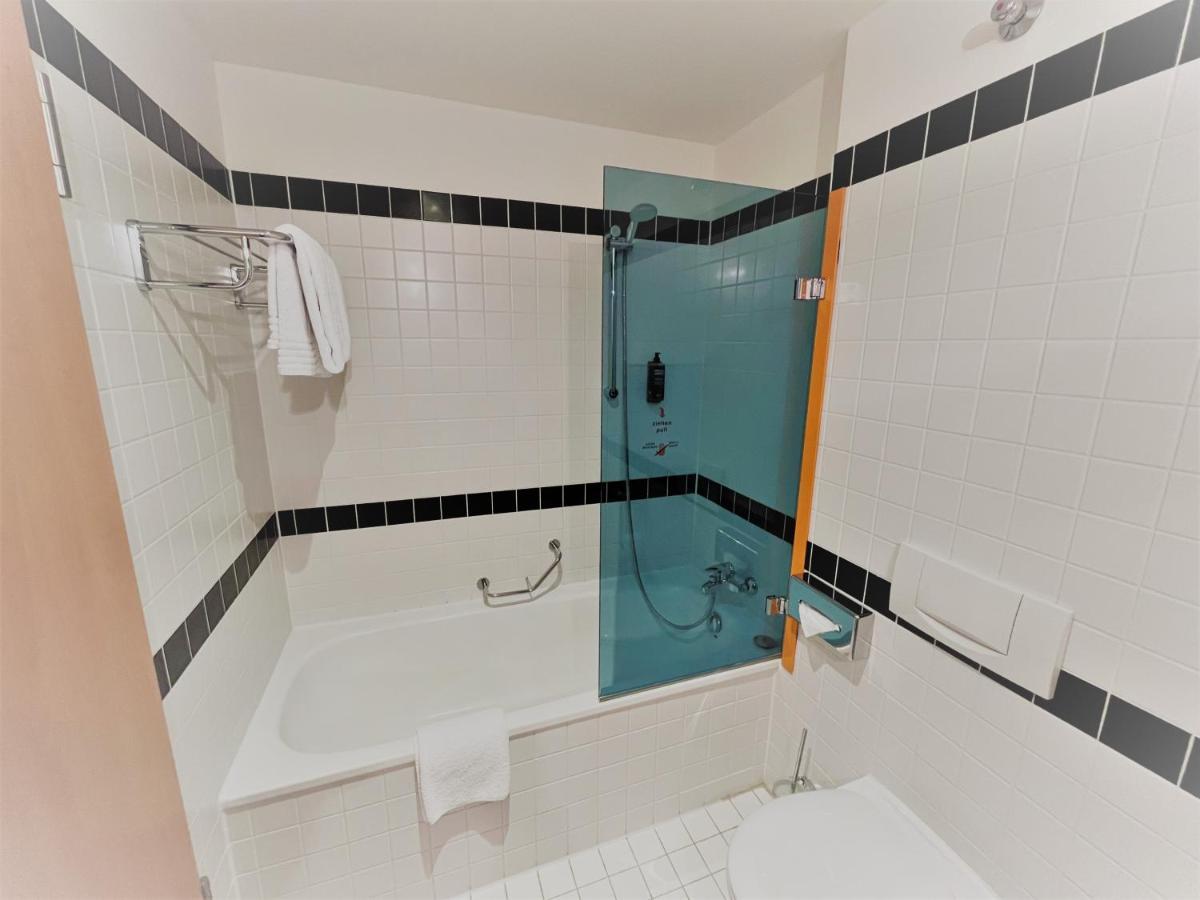 Styles Hotel Muenchen Messe Ngoại thất bức ảnh